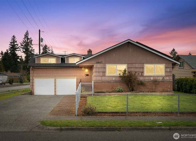 Property at 1847 N Shirley St, Tacoma, WA 98406, 5 beds, 1 bath