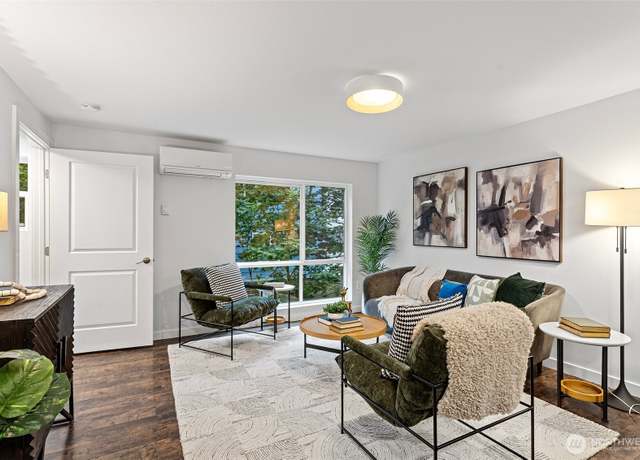Property at 1541 18th Ave S, Seattle, WA 98144, 2 beds, 2.5 baths