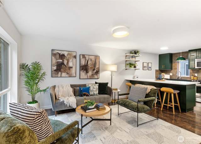 Property at 1541 18th Ave S, Seattle, WA 98144, 2 beds, 2.5 baths