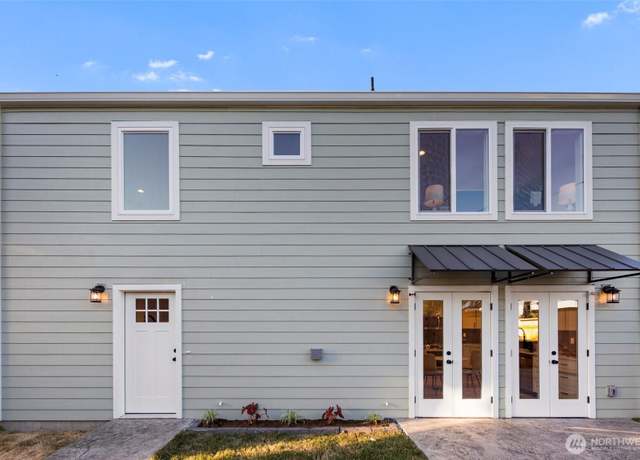 Property at 8136 18th Ave SW Unit B, Seattle, WA 98106, 2 beds, 1.5 baths