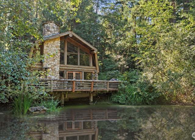 Property at 835 Christenson Rd, Greenbank, WA 98253, 6 beds, 4.5 baths
