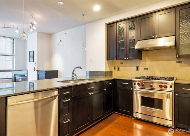Property at 1000 1ST Ave #1603, Seattle, WA 98104, 1 bed, 1.5 baths