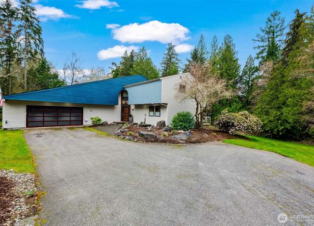 Property at 7114 78th Ave NW, Gig Harbor, WA 98335, 3 beds, 2.5 baths