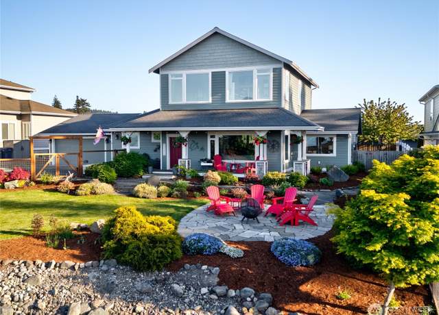 Property at 5011 Channel View Ln, Anacortes, WA 98221, 4 beds, 3 baths