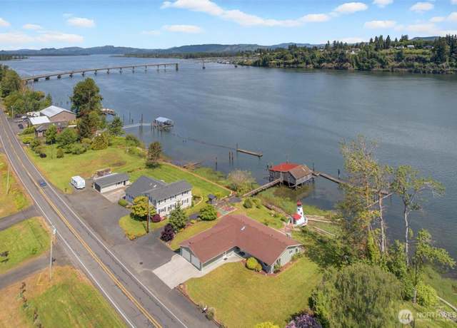 Property at 293 State Route 409, Cathlamet, WA 98612, 3 beds, 2 baths