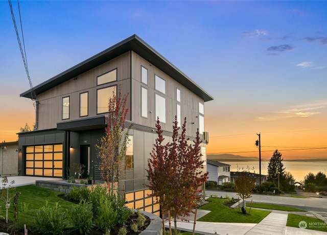 Property at 1100 Taylor Ave, Bellingham, WA 98225, 3 beds, 2.5 baths