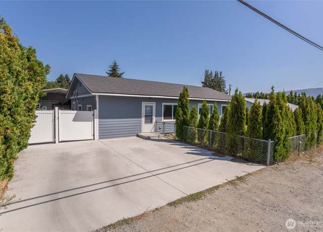 Property at 17 S Kentucky Ave, East Wenatchee, WA 98802, 4 beds, 2 baths