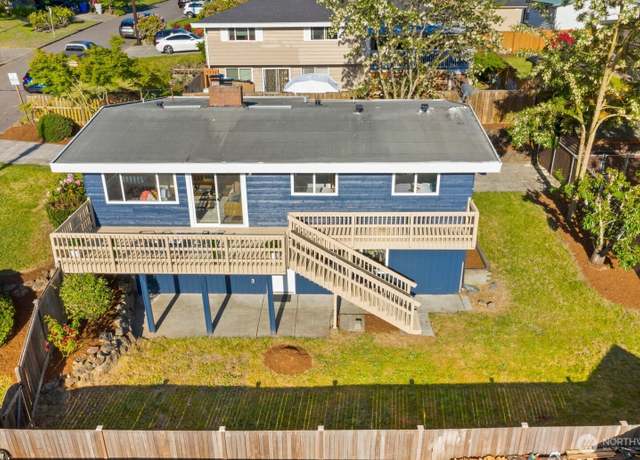 Property at 3311 NE 11th Pl, Renton, WA 98056, 4 beds, 2 baths
