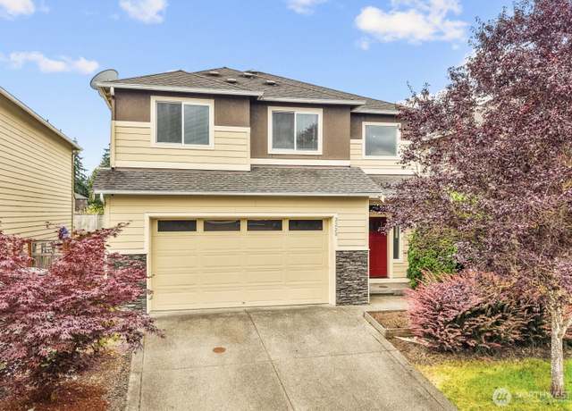 Property at 2220 166th St Ct E, Tacoma, WA 98445, 5 beds, 3 baths
