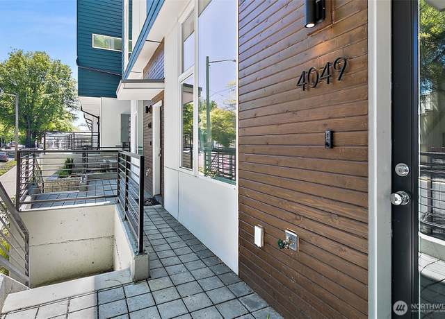 Property at 4049 Rainier Ave S, Seattle, WA 98118, 4 beds, 3.5 baths