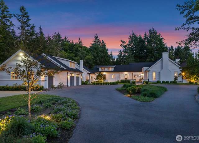 Property at 303 39th Ave NE, Olympia, WA 98506, 3 beds, 3.5 baths