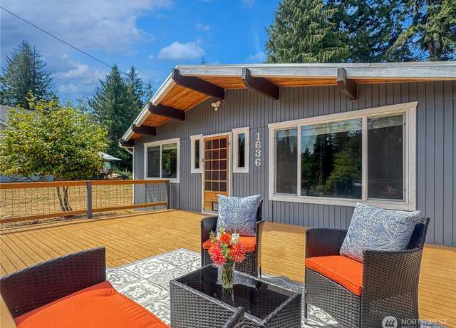 Property at 1636 Hemlock Dr, Camano Island, WA 98282, 3 beds, 2 baths