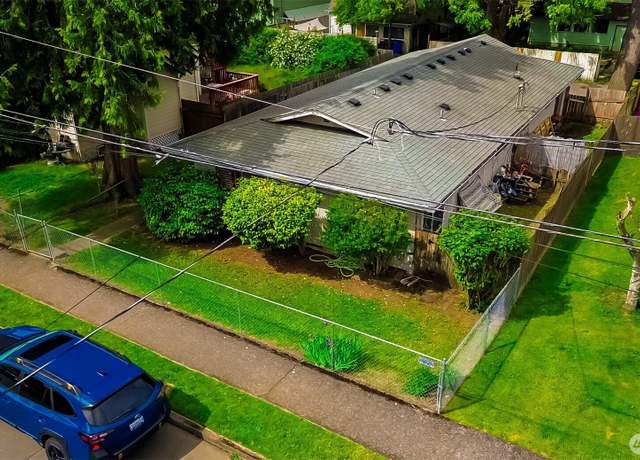Property at 3312 T St, Vancouver, WA 98663, 4 beds, 2 baths