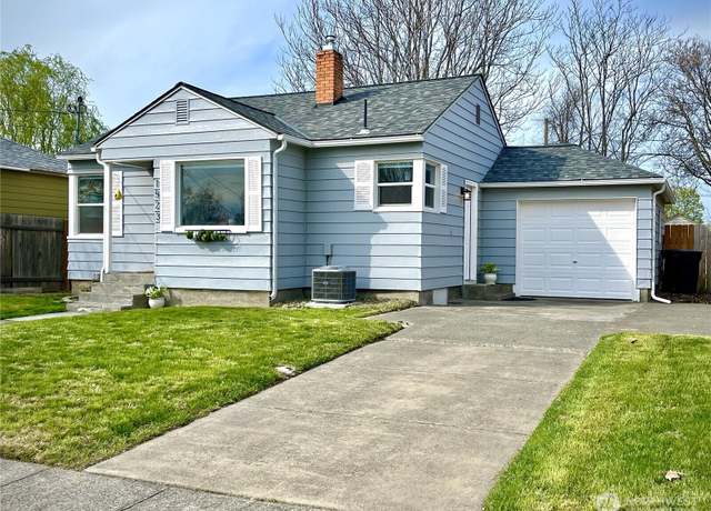 Property at 1523 Defense Ave, Walla Walla, WA 99362, 3 beds, 1.5 baths