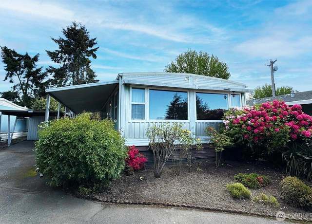 Property at 18106 36th Pl S, Seatac, WA 98188, 2 beds, 2 baths