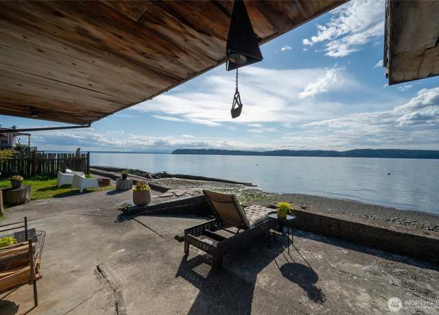 Property at 8204 Naketa Beach Walk, Mukilteo, WA 98275, 3 beds, 1 bath