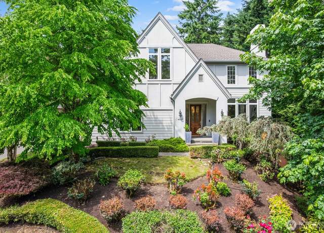 Property at 4935 163rd Pl SE, Bellevue, WA 98006, 5 beds, 3.5 baths
