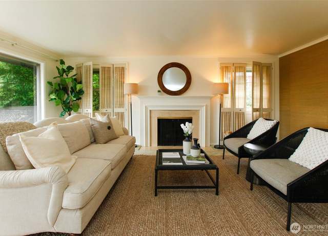 Property at 4203 NE 38th St, Seattle, WA 98105, 2 beds, 1 bath