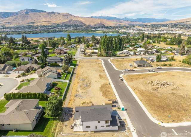 Property at 116 Chadwick (Lot 8) St NW, East Wenatchee, WA 98802
