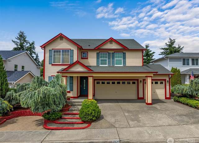 Property at 2930 SE 3rd St, Renton, WA 98056, 5 beds, 3 baths