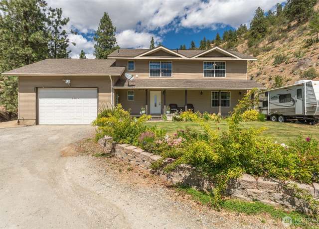 Property at 1020 Cagle Gulch Rd, Chelan, WA 98816, 3 beds, 2.5 baths