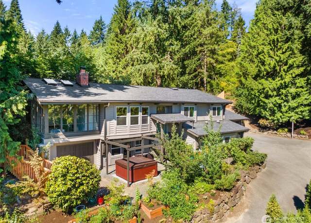 Property at 18446 40th Pl NE, Lake Forest Park, WA 98155, 4 beds, 3 baths