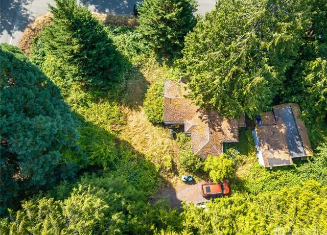 Property at 15304 44th Ave W, Lynnwood, WA 98087, 2 beds, 1 bath