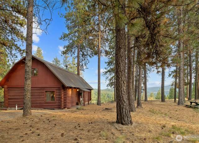 Property at 300 Teanaway Ridge Way, Cle Elum, WA 98922, 3 beds, 1 bath