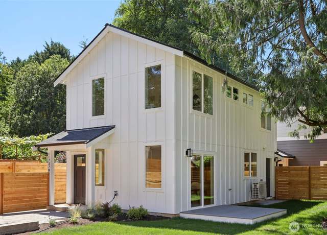 Property at 11737 38th Ave NE Unit B, Seattle, WA 98125, 2 beds, 2.5 baths