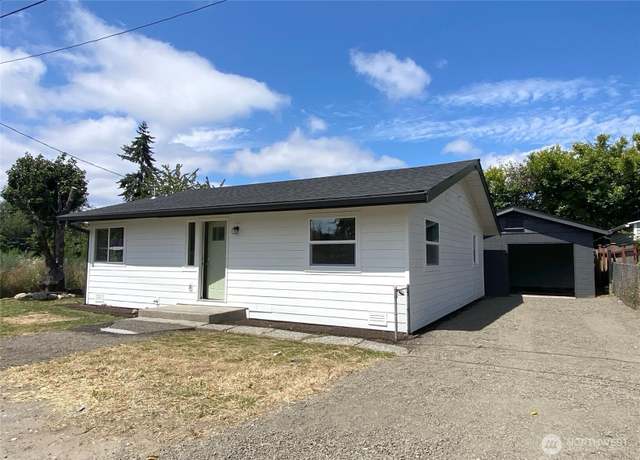 Property at 1743 SE Crawford Rd, Port Orchard, WA 98366, 3 beds, 2 baths