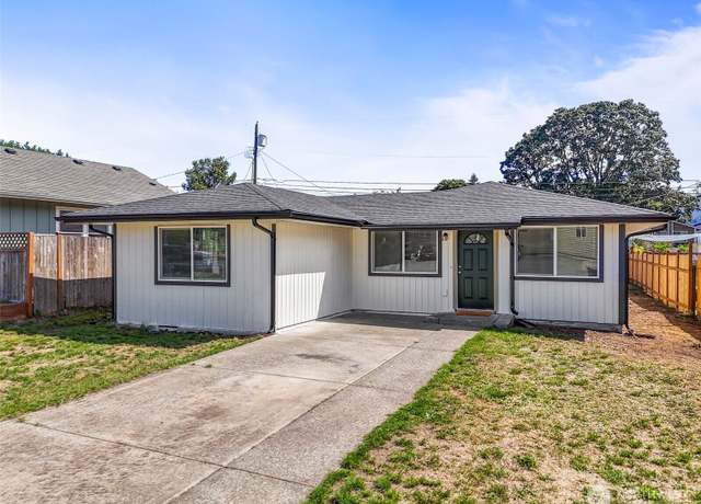 Property at 7413 S Oakes St, Tacoma, WA 98409, 4 beds, 1.5 baths