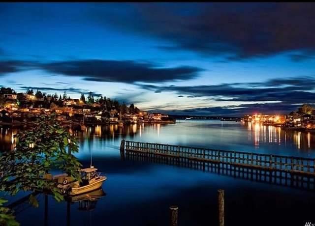 Property at 3510 W Commodore Way, Seattle, WA 98199, 4 beds, 3 baths
