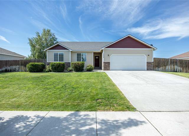 Property at 3809 W 19th Ct, Kennewick, WA 99336, 3 beds, 2 baths