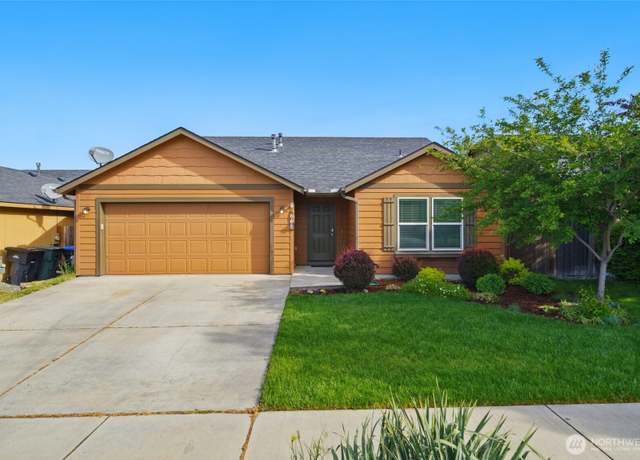 Property at 230 Chapra St, Walla Walla, WA 99362, 3 beds, 2 baths