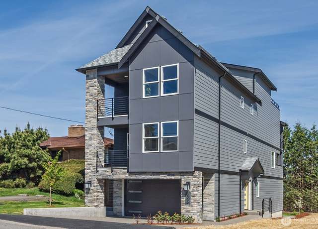 Property at 8536 S 114th St, Seattle, WA 98178, 4 beds, 4 baths