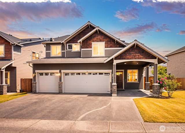 Property at 11823 58th Ave NE, Marysville, WA 98271, 4 beds, 3 baths