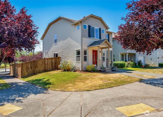 Property at 10406 26th Pl SE, Lake Stevens, WA 98258, 4 beds, 2.5 baths