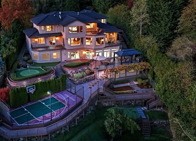 Property at 7909 78th Ave SE, Mercer Island, WA 98040, 7 beds, 8.5 baths