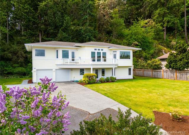 Property at 837 Shoshone Dr, La Conner, WA 98257, 3 beds, 2.5 baths