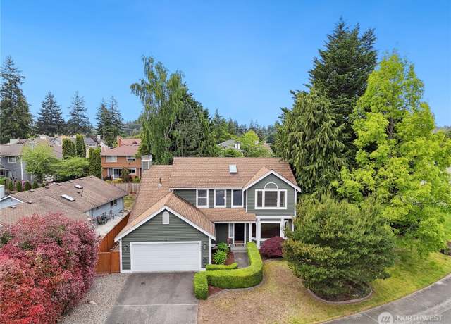 Property at 1015 SW 348th Pl, Federal Way, WA 98023, 3 beds, 2.5 baths