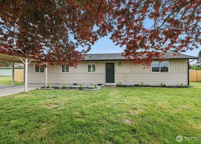 Property at 40 E Robert Pl, Sequim, WA 98382, 3 beds, 2 baths