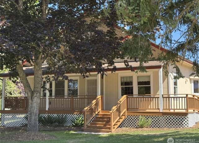 Property at 854 McFarland Dr, Sequim, WA 98382, 2 beds, 3 baths