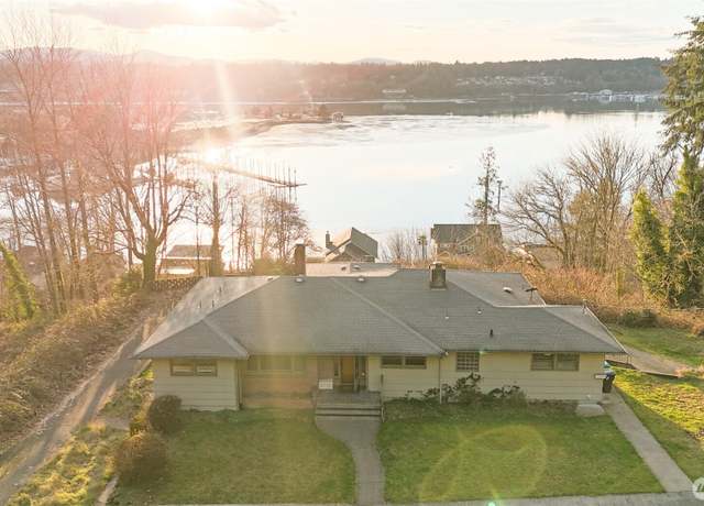Property at 1705 Arbutus St NE, Olympia, WA 98506, 4 beds, 1.5 baths
