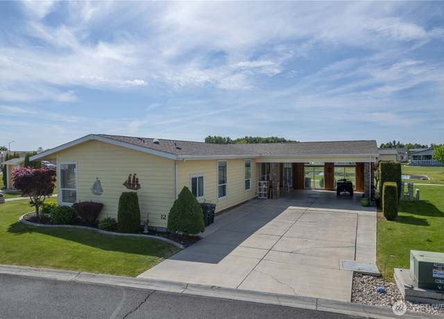 Property at 1701 E Burr Ave #12, Moses Lake, WA 98837, 2 beds, 2 baths