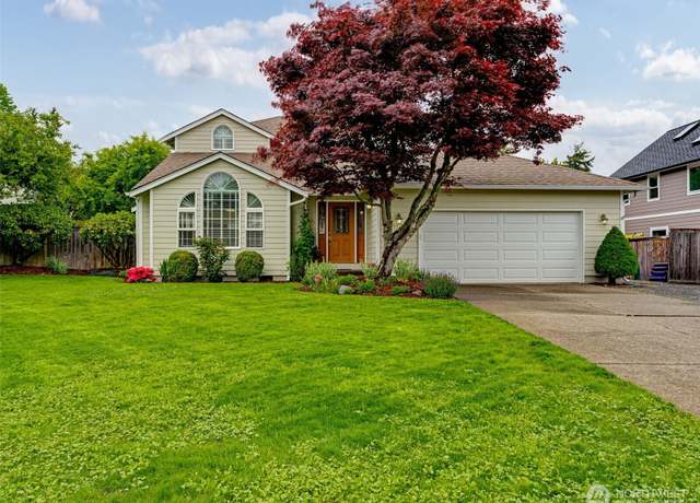 Property at 1717 24th Ave Ct SE, Puyallup, WA 98374, 4 beds, 2.5 baths