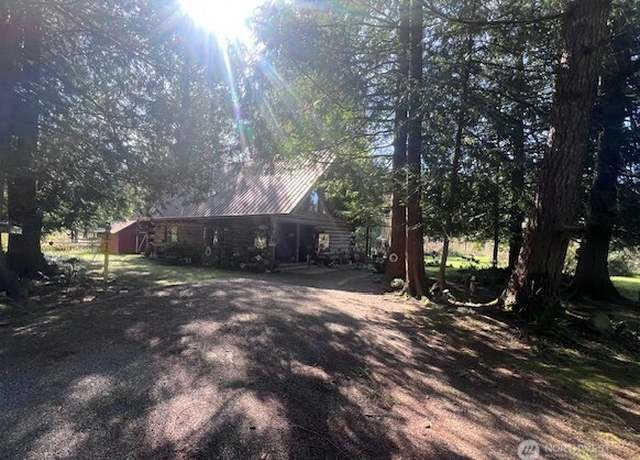 Property at 20707 SE 248th St, Maple Valley, WA 98038, 2 beds, 1.5 baths