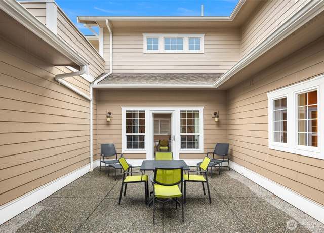 Property at 2307 Sundown Ct, Anacortes, WA 98221, 2 beds, 2 baths