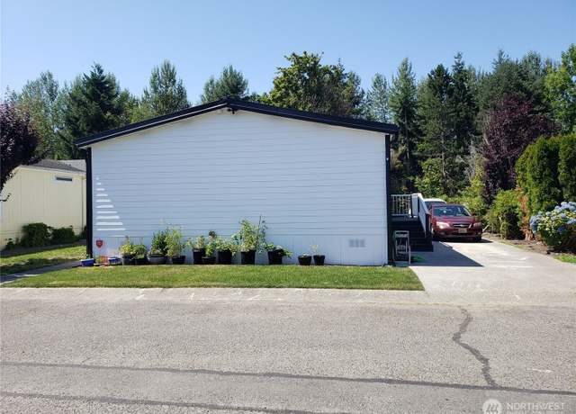 Property at 400 Grand Fir Dr #94, Enumclaw, WA 98022, 4 beds, 2 baths