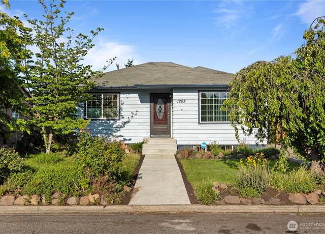 Property at 1203 S 8th Ave, Yakima, WA 98902, 4 beds, 2 baths