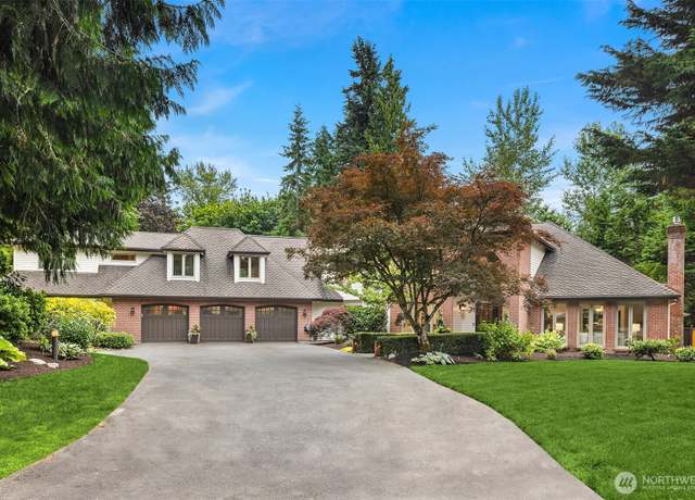Property at 18121 NE 129th Pl, Redmond, WA 98052, 4 beds, 3.5 baths